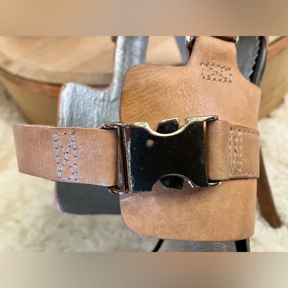 Report Signature Black Tan Platform Stilettos Leather Buckle Size 7 - Picture 9 of 12